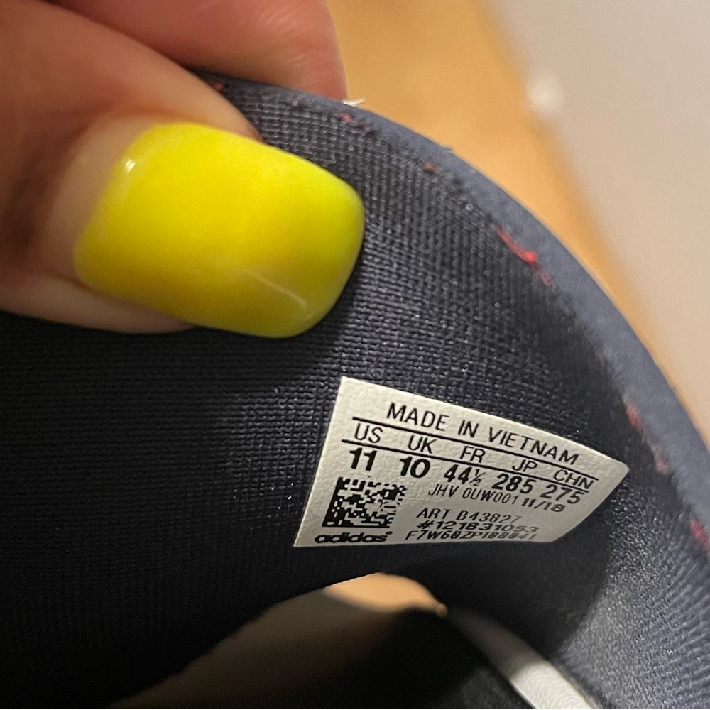 Adidas Adilette 11 Women’s - Picture 3 of 4